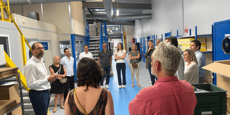 Visite du site de production de Dedienne Santé